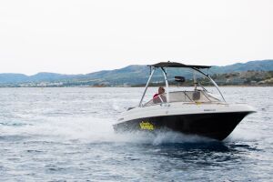 Rent a speed boat 150HP