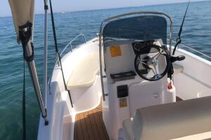 Poseidon Ranieri Blu Water 170 (30HP Outboard Engine)