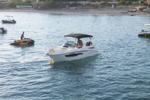 Karnic SL651 (225HP Boat License Needed)