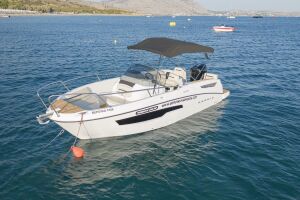Karnic SL651 (225HP Boat License Needed)
